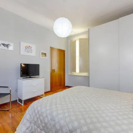 Apartment Grazioso In Centro- Wifi Ascensore Aria Condizionata *
