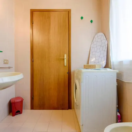 Grazioso In Centro- Wifi Ascensore Aria Condizionata Apartman Modena