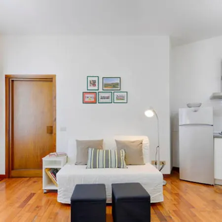 Grazioso In Centro- Wifi Ascensore Aria Condizionata Appartement Modène