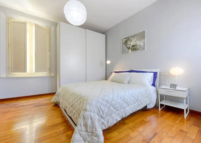 Διαμέρισμα Grazioso In Centro- Wifi Ascensore Aria Condizionata